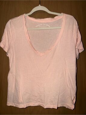 Aeropostale Light Pink V-Neck Short Sleeve Tee